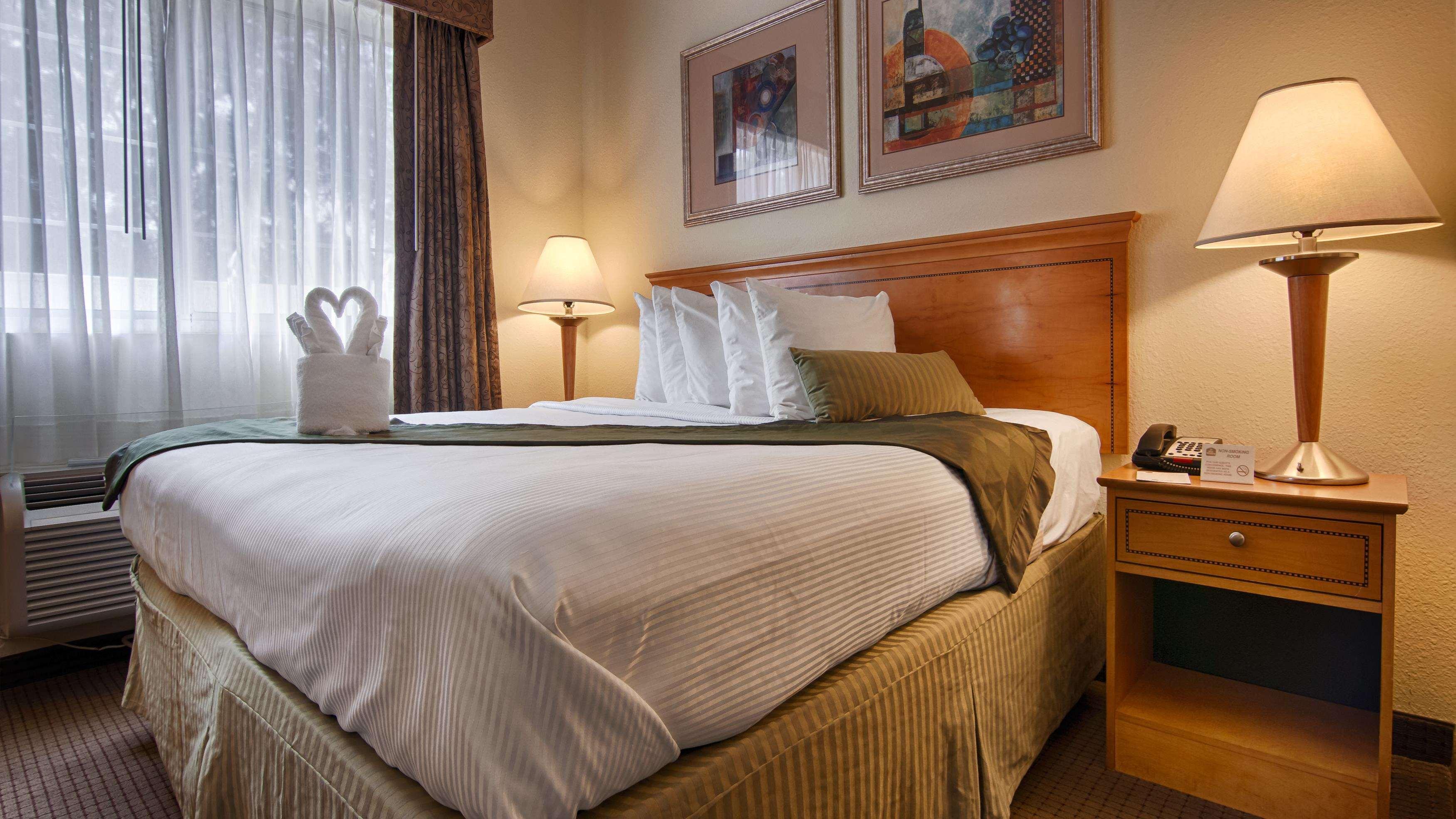 Best Western Plus Newport News Exteriör bild