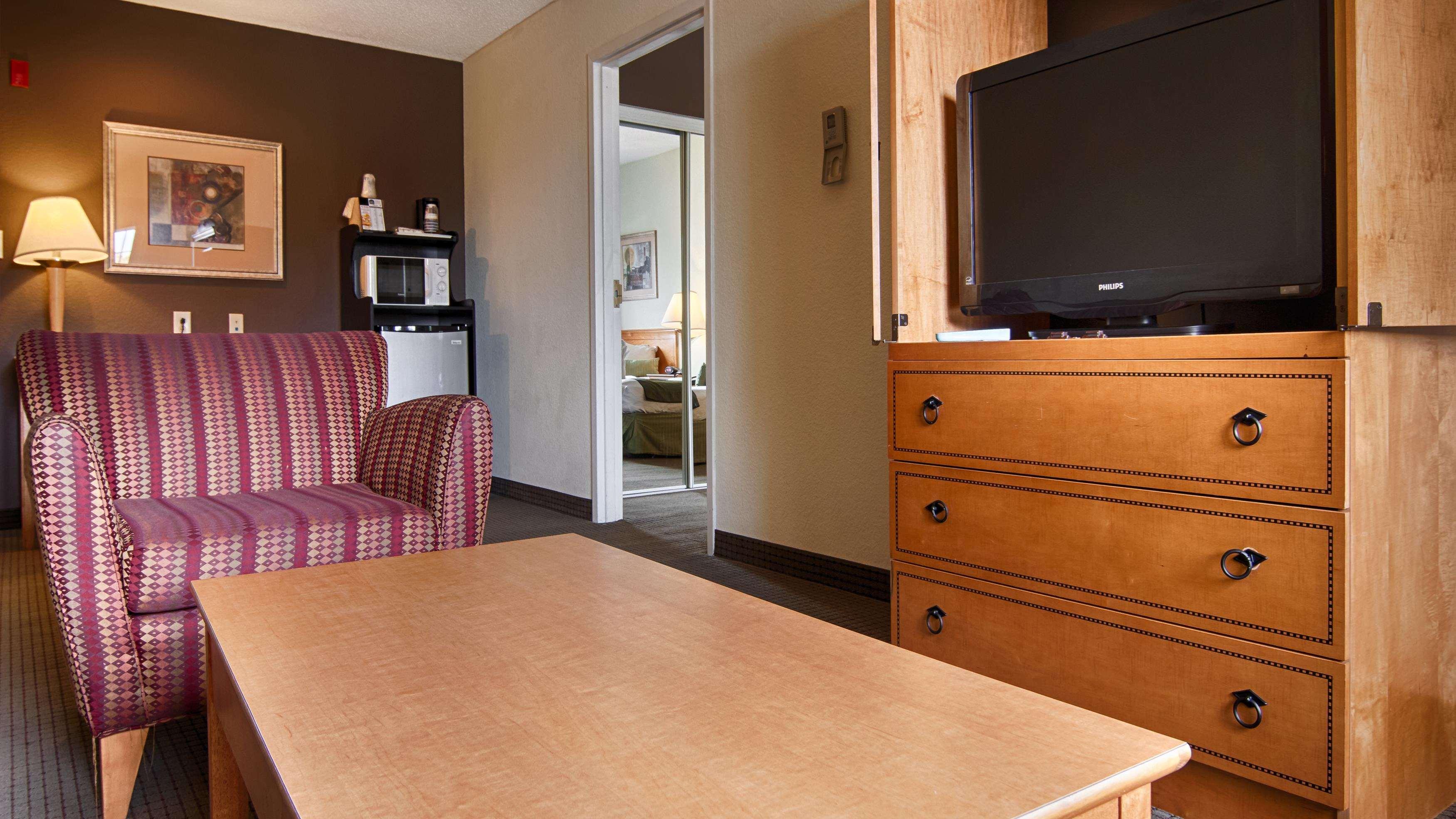 Best Western Plus Newport News Exteriör bild