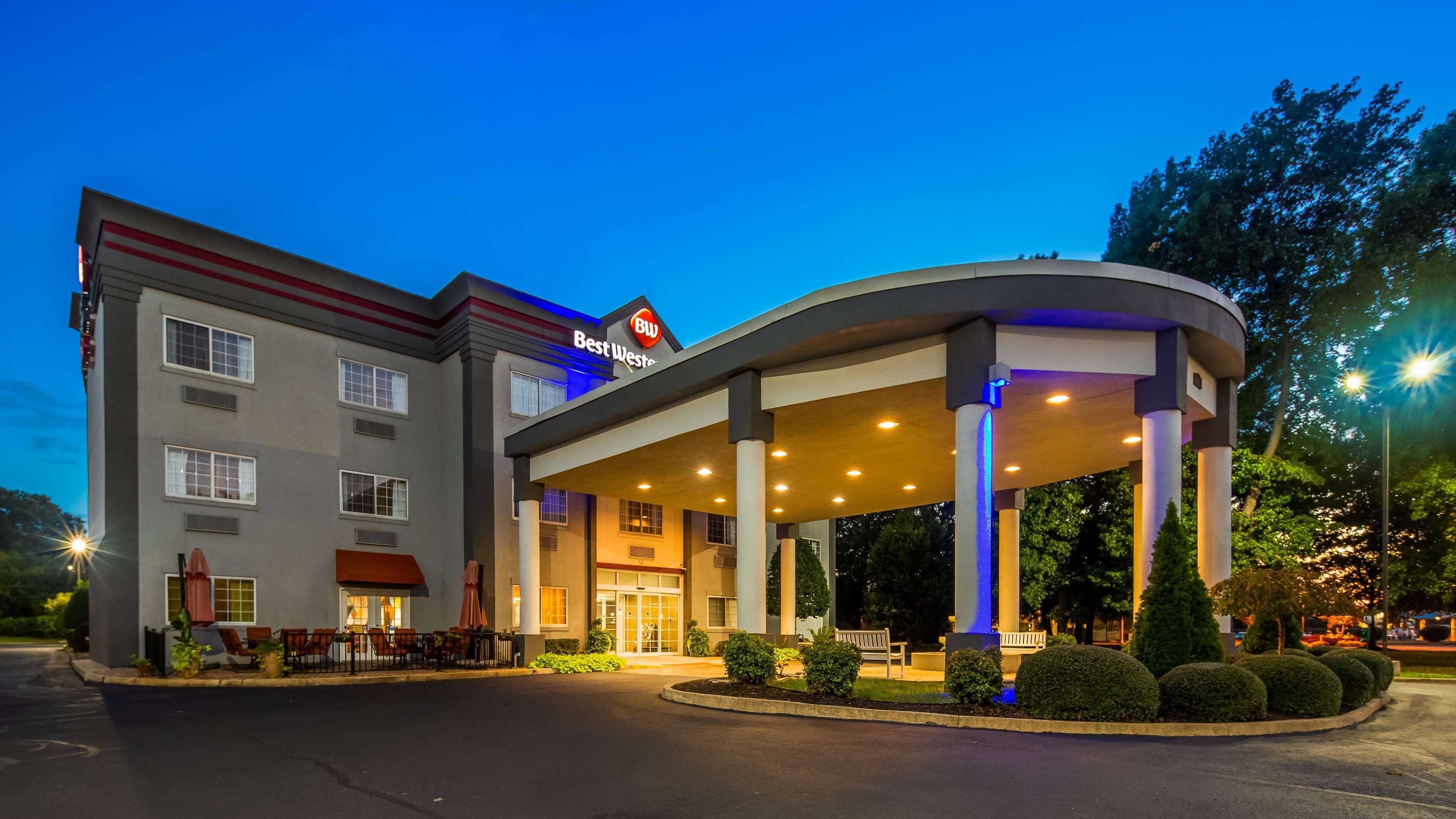 Best Western Plus Newport News Exteriör bild