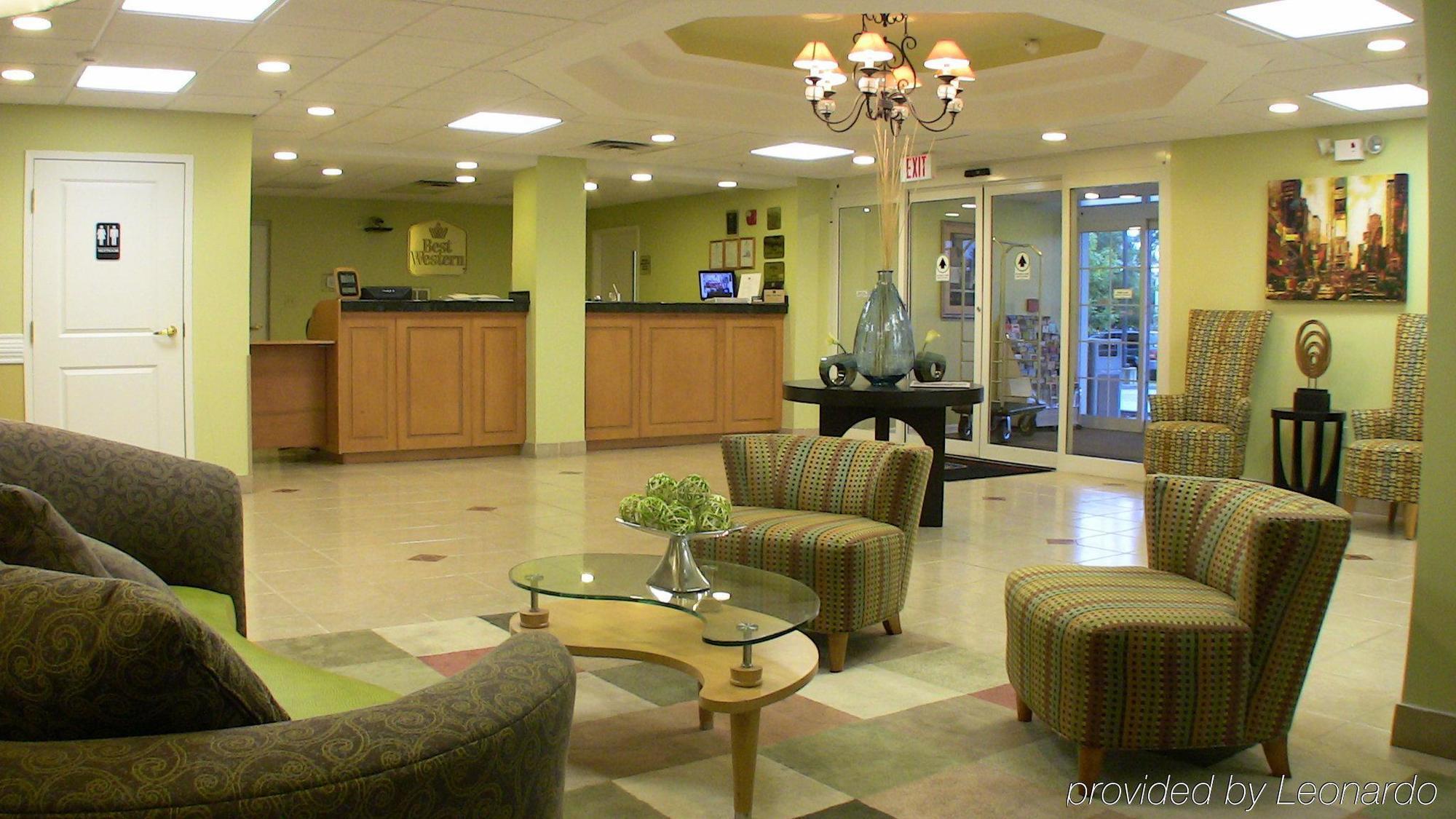 Best Western Plus Newport News Inreriör bild