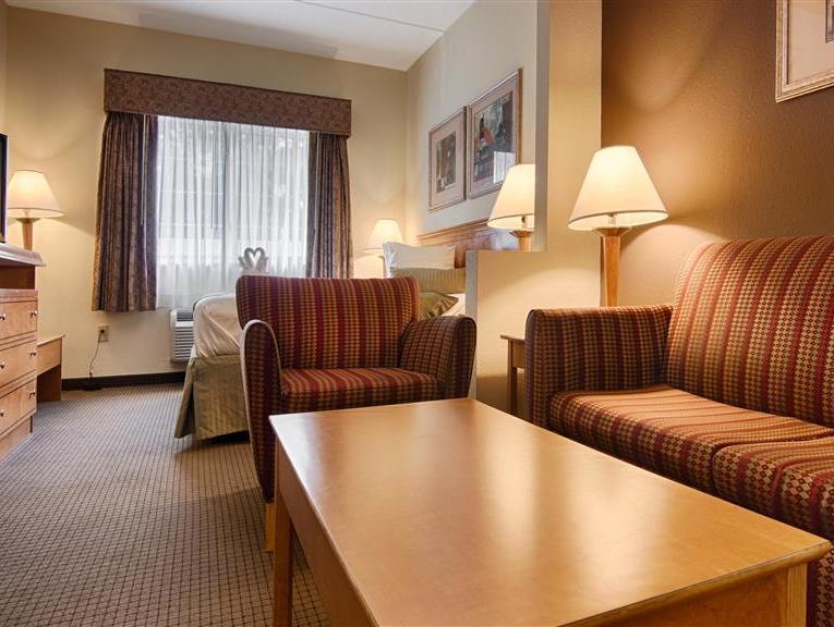 Best Western Plus Newport News Exteriör bild