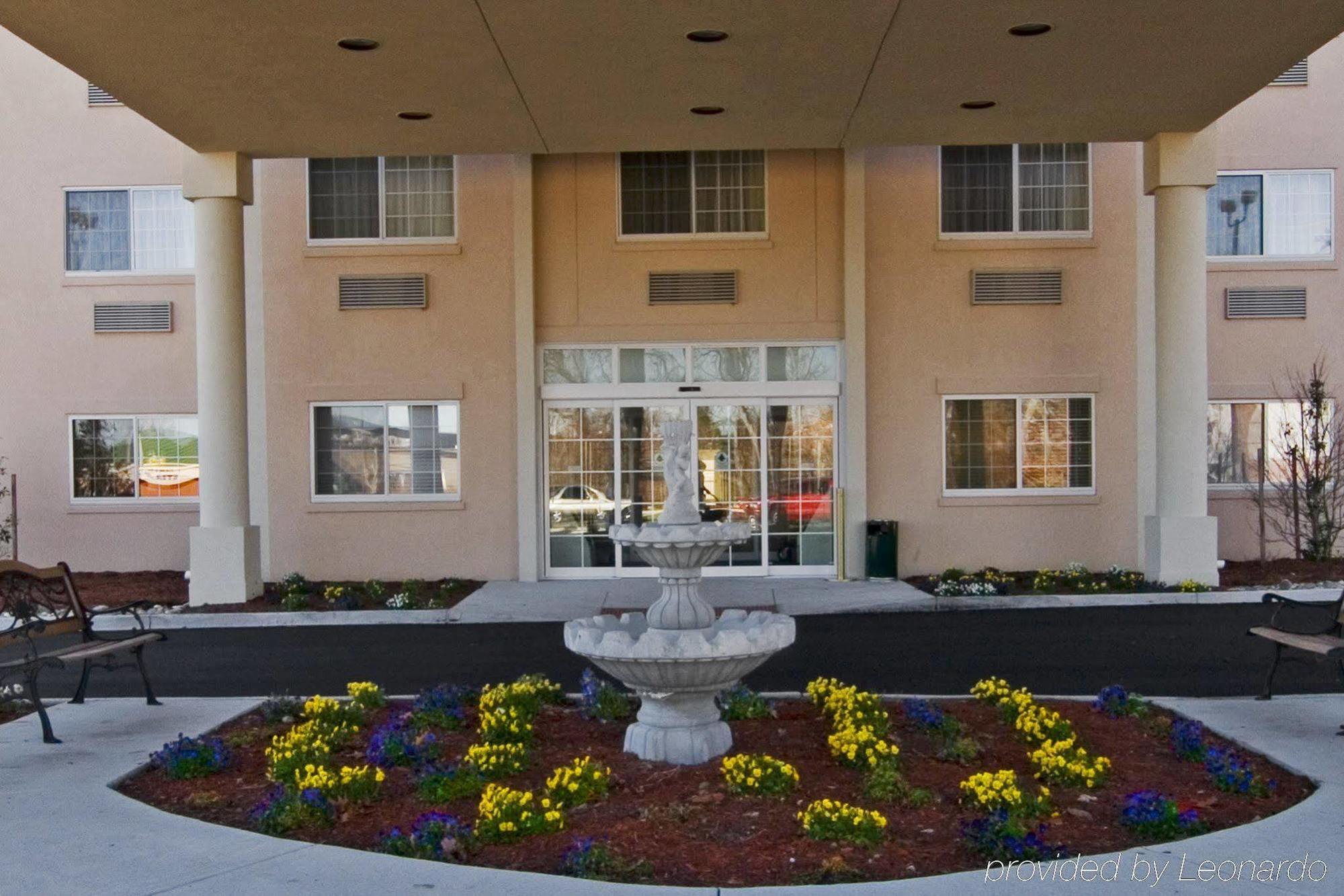 Best Western Plus Newport News Exteriör bild