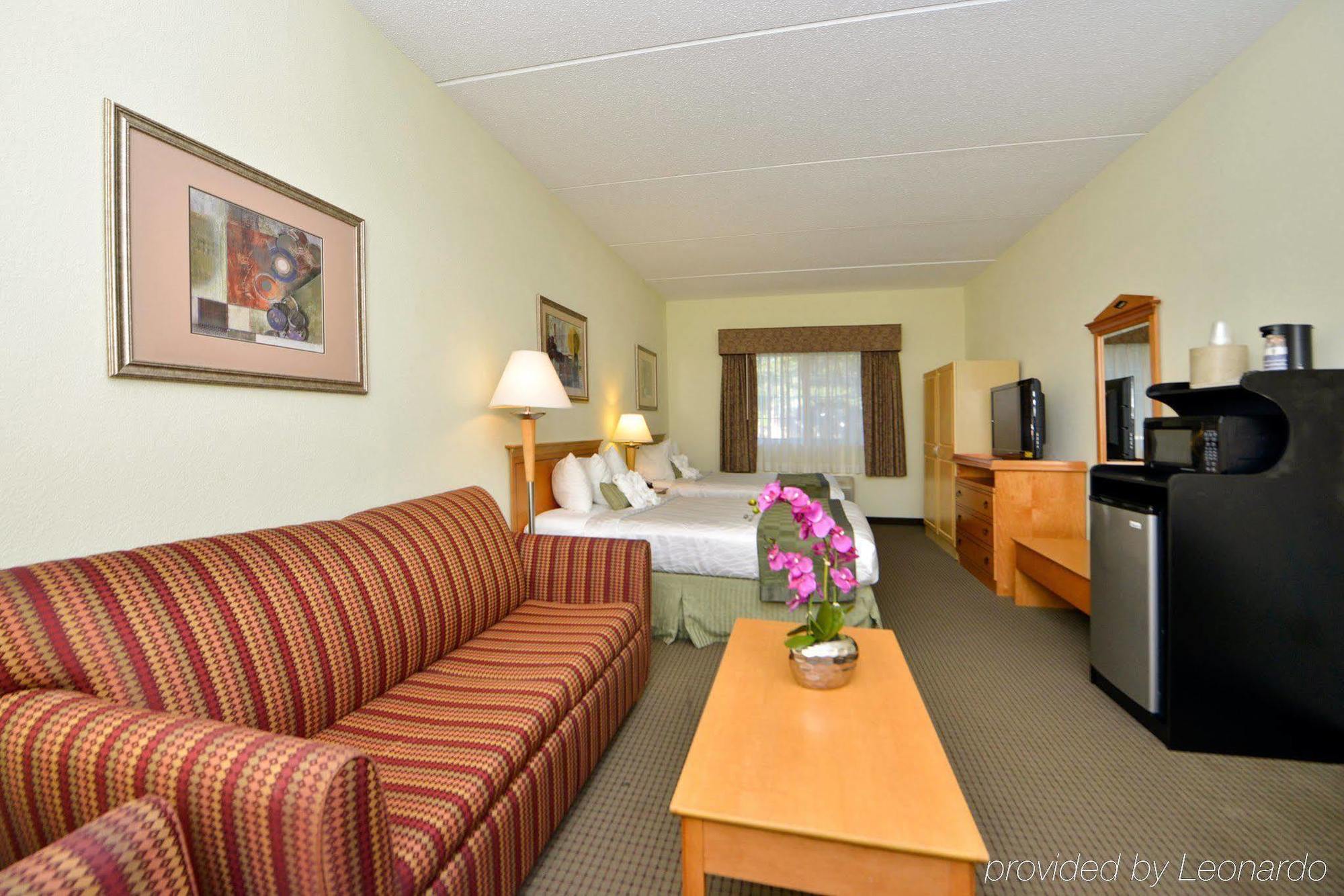 Best Western Plus Newport News Exteriör bild