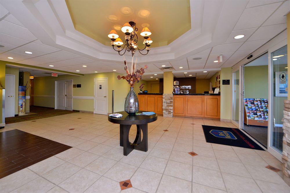 Best Western Plus Newport News Exteriör bild